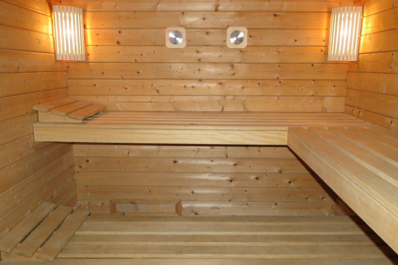 Gite 829 Montagnes Du Jura Avec Spa Et Sauna Classe 3 Etoiles Foncine-le-Haut 외부 사진